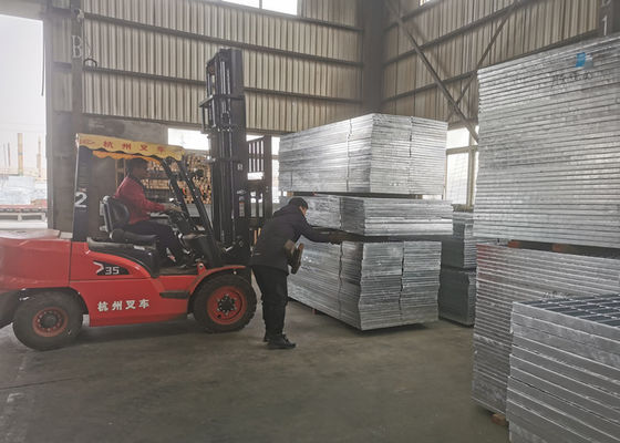 الكربون الصلب Q235 المنصة الصلب مقضب 75x10mm المضادة للتآكل