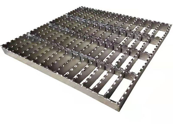 مكافحة الصدأ SS316 Floor Forge Walkway الصلب صريف شريط مسنن