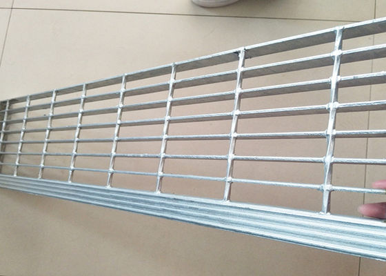 مكافحة الصدأ SS316 Floor Forge Walkway الصلب صريف شريط مسنن
