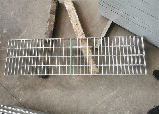 5mm سميكة Q235 الكربون الصلب صريف لوحة الكهربائية المجلفن
