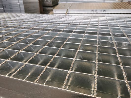 مكافحة التآكل درج معالجته صريف الصلب 200 مم ISO9001 المعتمدة
