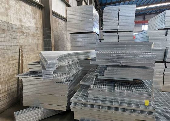 48 بوصة المضادة للانزلاق درج معالجته الصلب صريف ممر مطحنة الانتهاء
