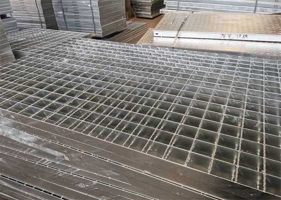 المضادة للتآكل الصلب درب مقضب عرض 1250mm للنباتات الكيميائية